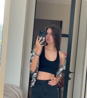 Верю в магию случайных встреч и думаю, лучшие отношения начинаются с простого 