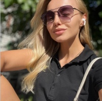 Ищу здесь мужчину для серьезных отношений, но и просто пообщаться не против. – Фото 2