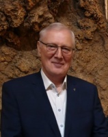 Мужчина 65 лет хочет найти женщину в Санкт-Петербурге – Фото 1