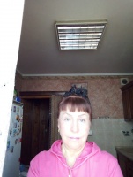 Женщина 70 лет, женственная, душевная, ищет спутника для романтической осени жизни... – Фото 1