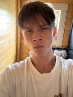 Молодой парень ищет женщину старше себя.  – Фото 1