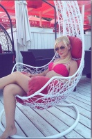 Привет. Ищу общение с мужчиной, буду рада новым знакомствам! – Фото 1