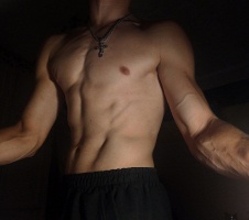 Парень 23 года хочет найти девушку в Омске – Фото 1