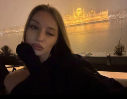 Девушка 18 лет хочет найти парня в Москве – Фото 1