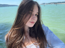 Молодая девушка в поисках мужчины – Фото 1