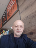 Познакомлюсь с миниатюрной женщиной для отношений. – Фото 1